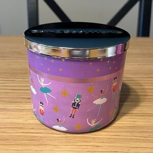 Bath & Body Works 3 Wick Candle. Sugar Plum Fairy.